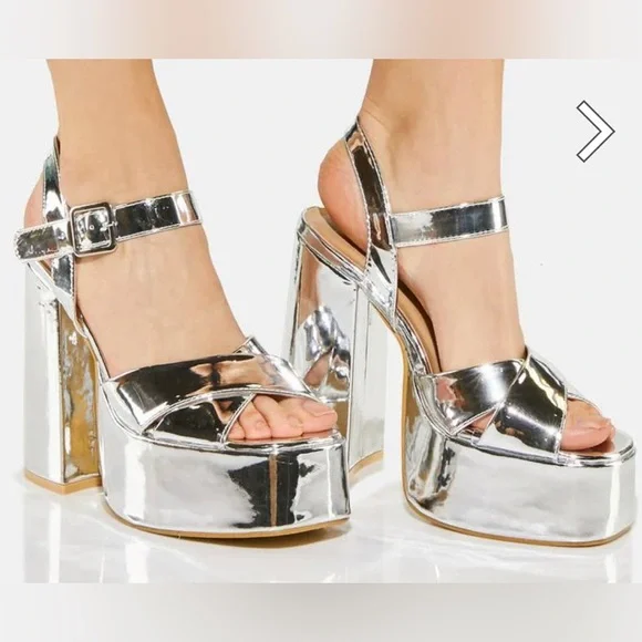 Chidori Metallic Platform Heels - Picture 6 of 7